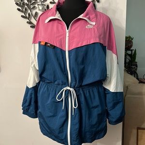 Nike Windbreaker Jacket